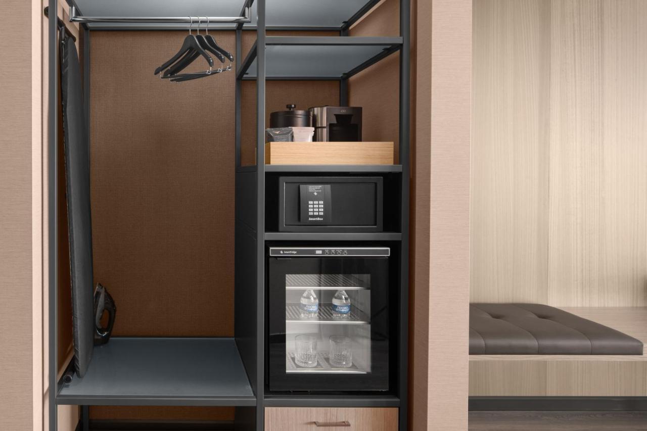 Ac Hotel By Marriott Vancouver Waterfront 외부 사진
